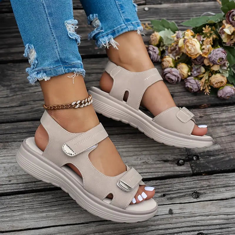 Alia | Comfortable wedge-heeled sandals with ankle strap