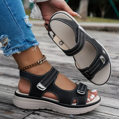 Alia | Comfortable wedge-heeled sandals with ankle strap