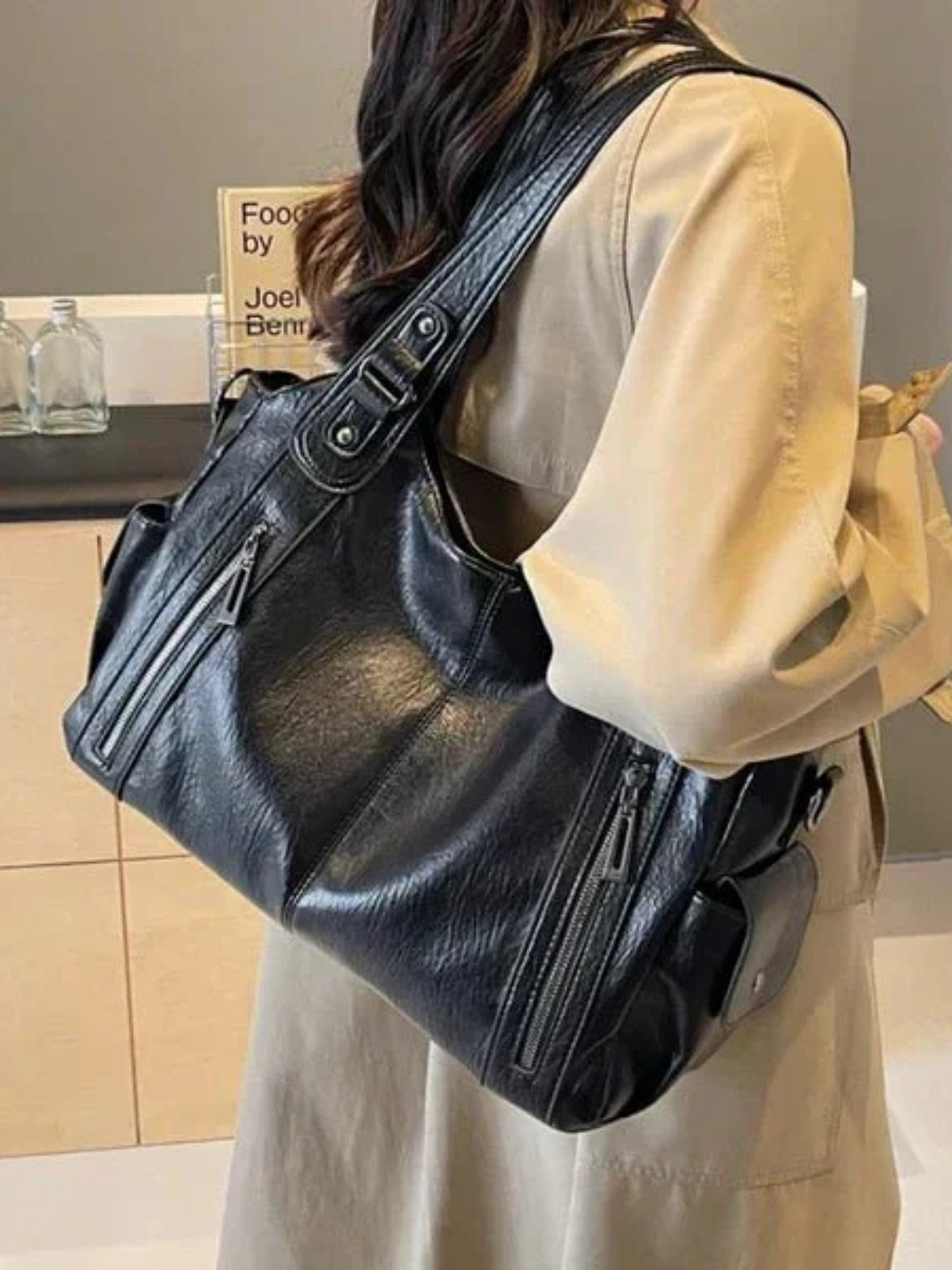 Helah | Leather Shoulder Bag