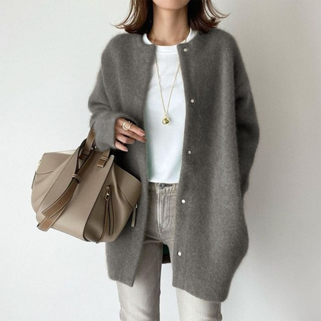 Lucy™ - Chic Cardigan