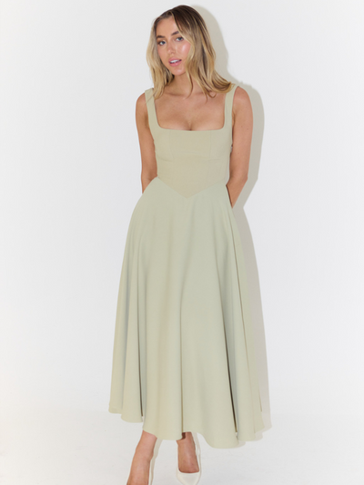 Zelia™ - Modern Elegance Dress