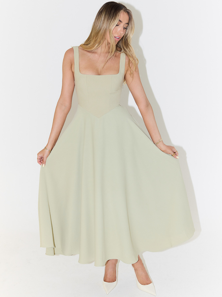 Zelia™ - Modern Elegance Dress