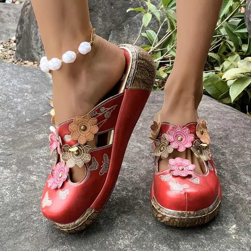 Clara™ - Elegant Retro Sandals with Floral Detail