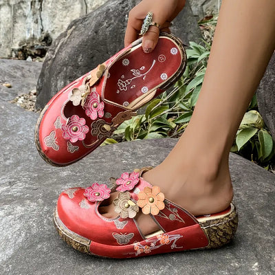 Clara™ - Elegant Retro Sandals with Floral Detail